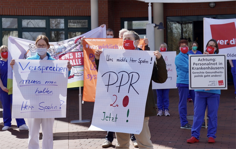 Protestaktion vor dem Klinikum Oldenburg